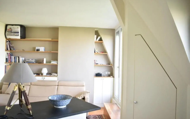 Fully Renovated Bright Studio With High View