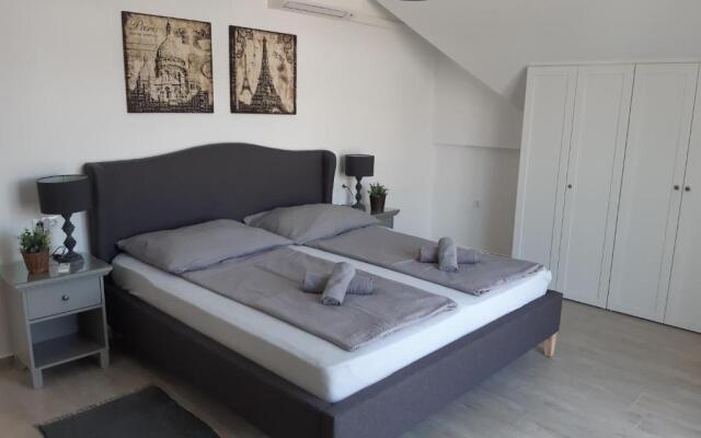 APARTMAN SOÓS -- Only for relaxation, not for party!