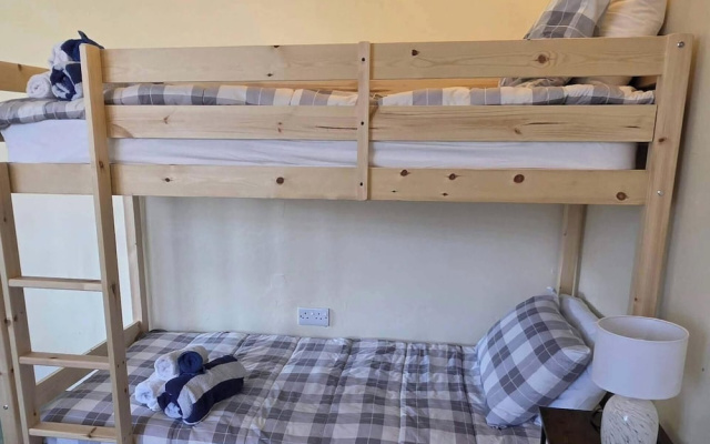 Highland Haven Apartment Sleeps 8