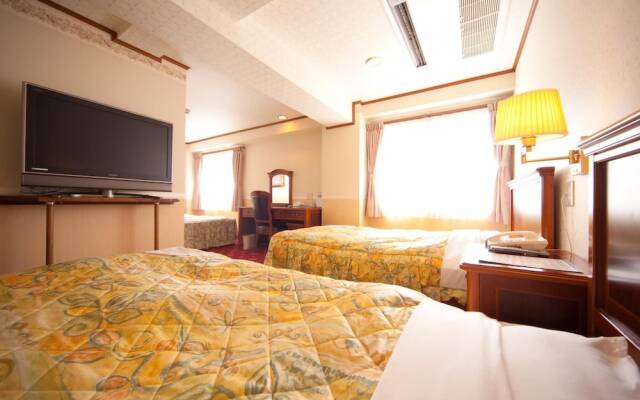 Beppu Station Hotel