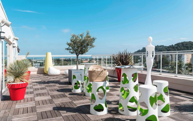 Ibis Styles Hyères Rooftop & Spa