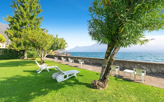 Lake Front Bogliaco in Gargnano