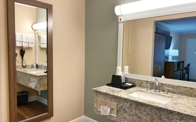 Roadstar Hotel Zephyrhills