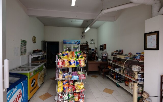 Nontsee Apartment