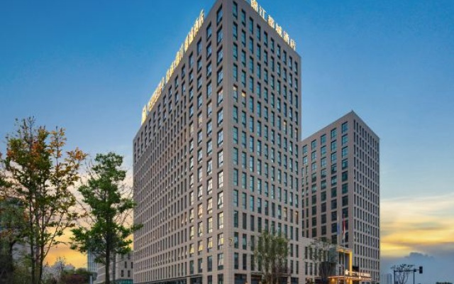 Tiegang Jinjiang Metropolo Hotel (Chengdu Qingbaijiang Railway Port Hotel) – Exterior – Chengdu