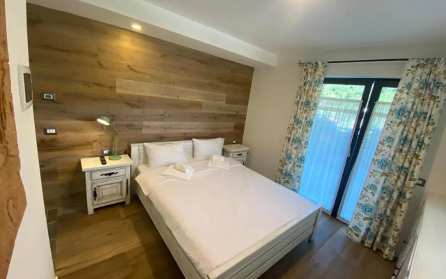 Cabana Repedea