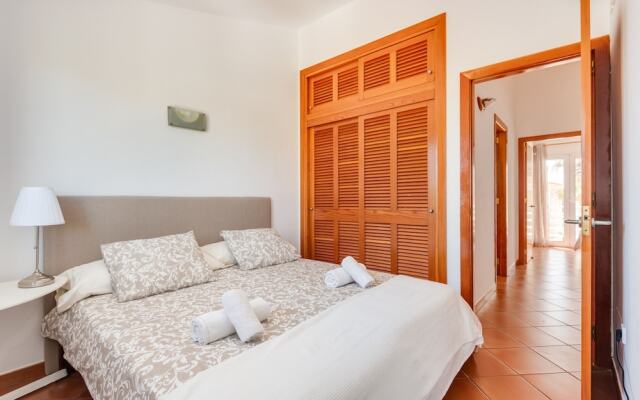 Villa Blanc, 3