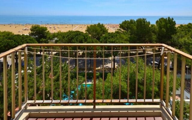 Condominio International