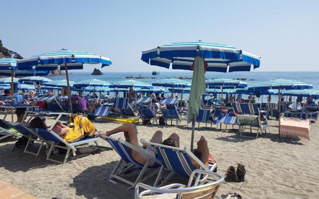 Fegina 2 Splitted Flats Sea View Linked 4 Bedrooms&Balcony