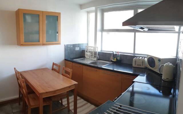 Bright And Spacious 3 Bed Flat Westminster