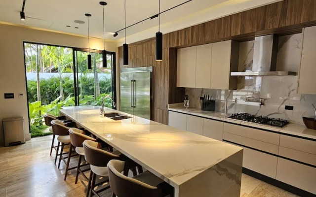 Luxurious 5BR Villa With bbq Pool in Casa de Campo