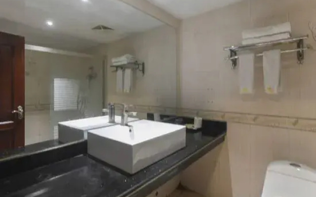 Junwang Hotel Longjiang