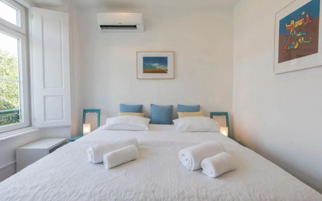 LovelyStay - Comfortable apartment with river views