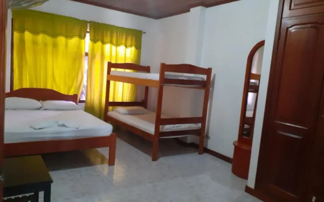 Tauma Hostal & Camping