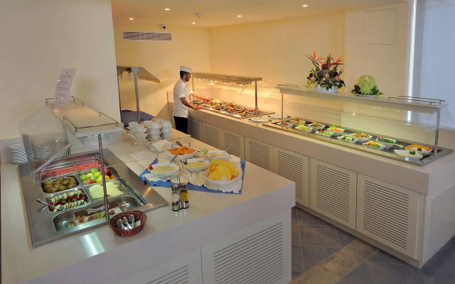 Okeanos Beach Boutique Hotel