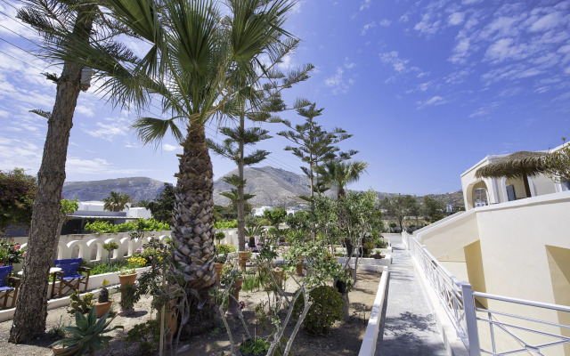 Villa Nikos Karamolegos