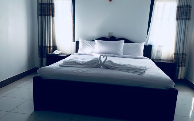 Khung City Hotel