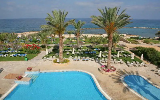 St. George Gardens Hotel Suites