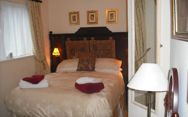 Dolphin Guest House