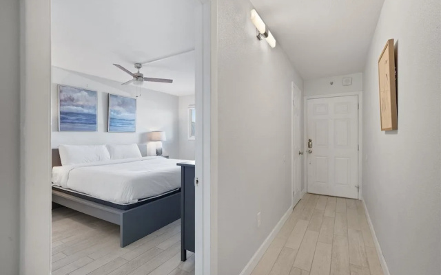 The Summit 220