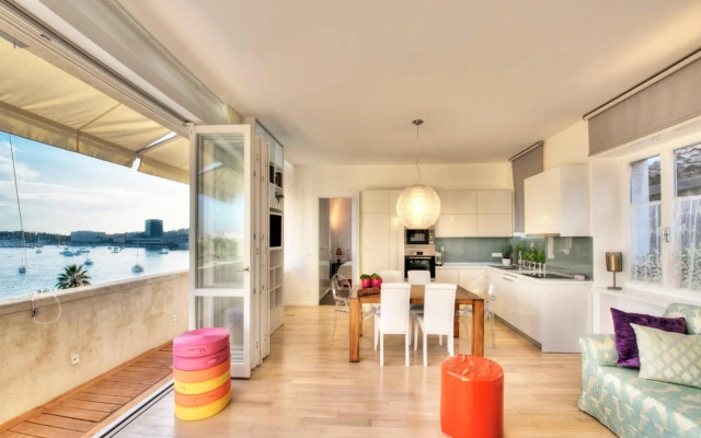 Riva Luxury Suites