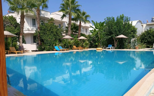 Kiris Garden Hotel