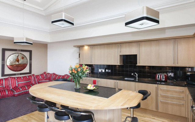 Burnets Apartments