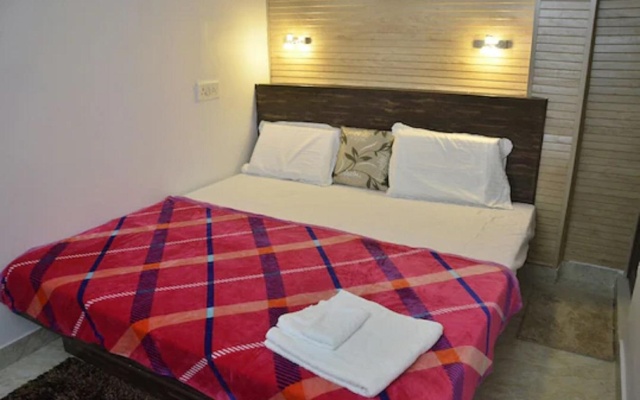 Goroomgo Shanti Guest House Goa