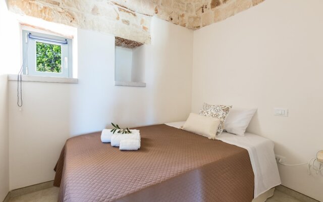 3856 Trulli Ulivo di Puglia by Barbarhouse
