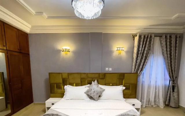 G&G Residency
