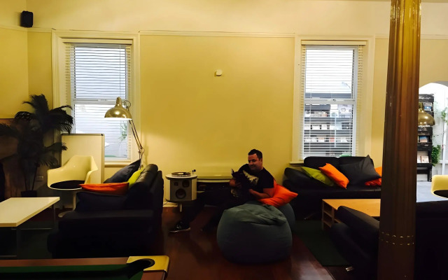 Six Degrees Boutique Hotel