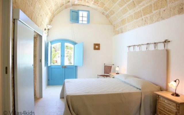 The Courtyard - Anna