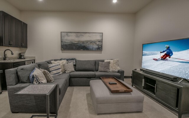 Alders 54 Outpost Dr