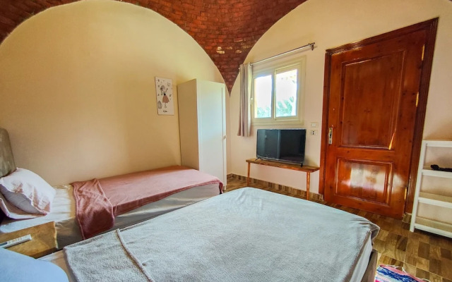 Sahure Pyramid View Inn