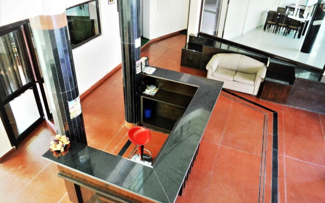 Fabhotel Burans Residency