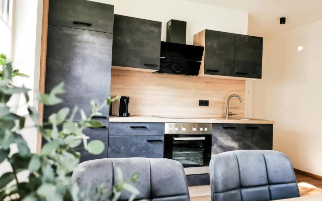 Apart Pair im Dorf