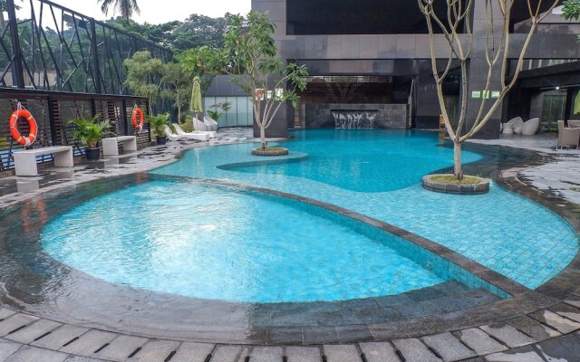 Relaxing 1BR Apartment at L'Avenue Pancoran