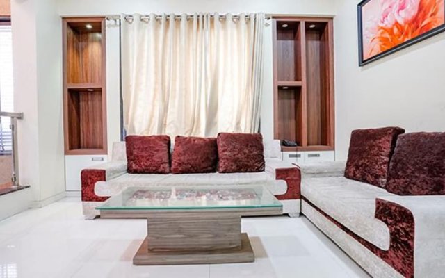Fabhotel Rudra Residency
