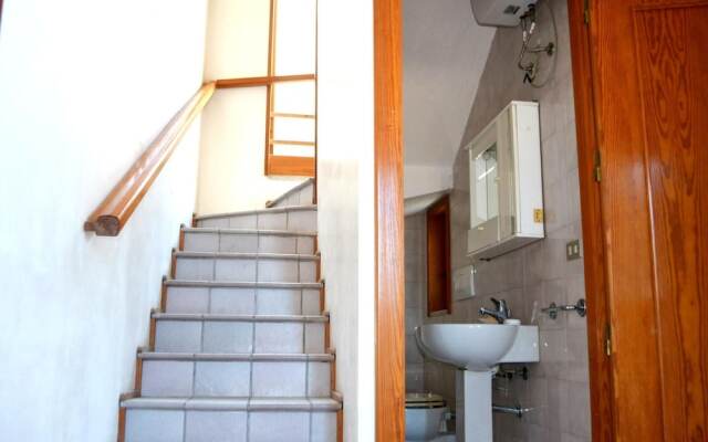 Villetta Carlotta Air conditioned House on two Levels in San Foca