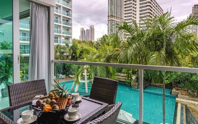 Interlux Club Royal - 4 Nights, Chonburi, Thailand