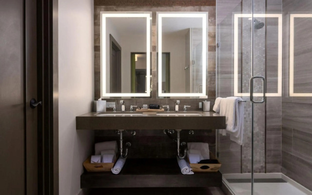 The Stella Hotel, Autograph Collection