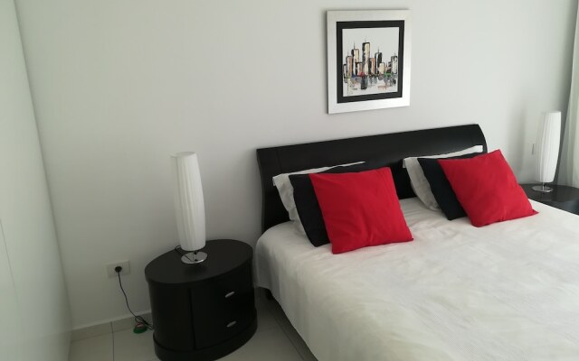 Luxe Apt In Los Cristianos