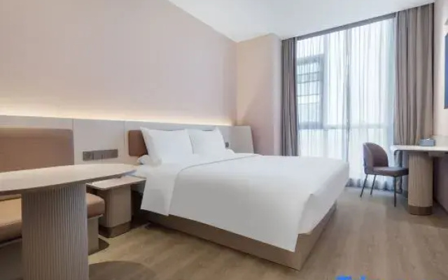 HanTing Hotel (Chengdu Longquanyi Dong'an Lakeside)