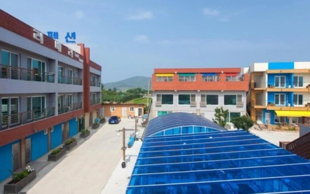 Wando Rivera Pension