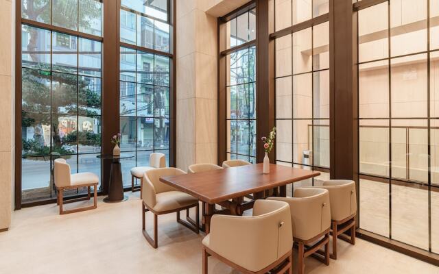 The Five Suites Lilas