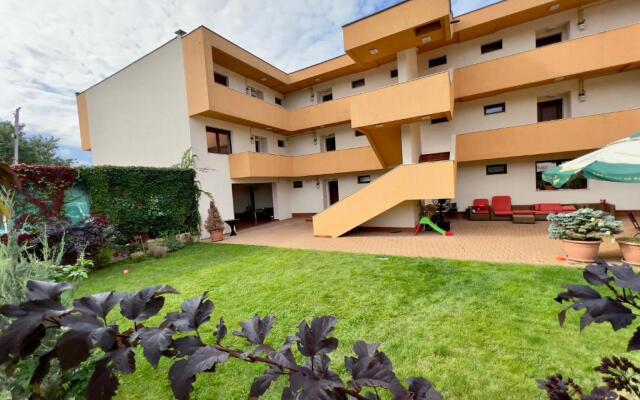La Pini - Apartament Luxury Bucium