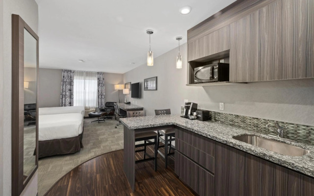 Home Inn & Suites Saskatoon South