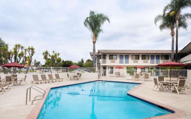 Motel 6 Camarillo, CA