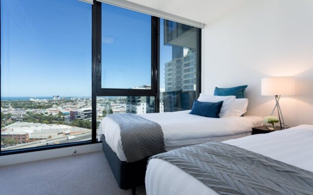 Southbank Views Deluxe Apartments