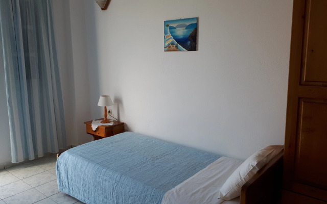 Paradisos Oia